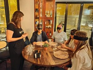 VISITA GUIADA CON CATAS A CIEGAS EN EL PUERTO DE SANTA MARÍA 